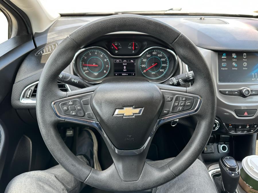 2018 Chevrolet Cruze 4dr HB 1.4L LT w/1SD, available for sale in Copiague, New York | Great Deal Motors. Copiague, New York 2018 Chevrolet Cruze 4dr HB 1.4L LT w/1SD, available for sale in Copiague, New York | Great Deal Motors. Copiague, New York