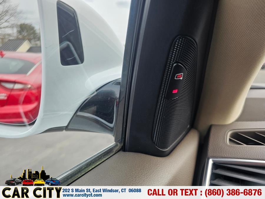 2015 Audi Q5 quattro 4dr 2.0T Premium Plus, available for sale in East Windsor, Connecticut | Car City LLC. East Windsor, Connecticut 2015 Audi Q5 quattro 4dr 2.0T Premium Plus, available for sale in East Windsor, Connecticut | Car City LLC. East Windsor, Connecticut