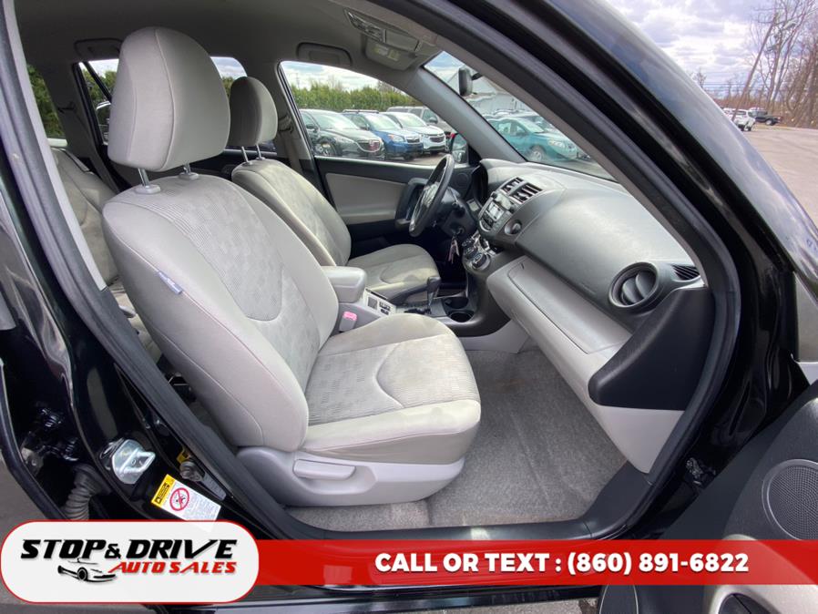2009 Toyota RAV4 4WD 4dr 4-cyl 4-Spd AT, available for sale in East Windsor, Connecticut | Stop & Drive Auto Sales. East Windsor, Connecticut 2009 Toyota RAV4 4WD 4dr 4-cyl 4-Spd AT, available for sale in East Windsor, Connecticut | Stop & Drive Auto Sales. East Windsor, Connecticut