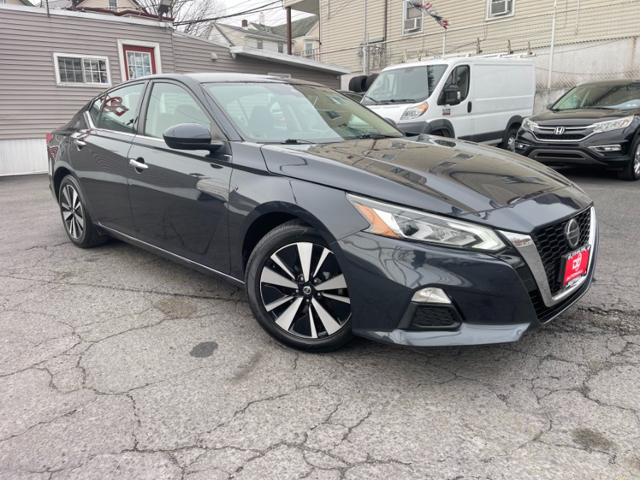 2021 Nissan Altima 2.5 SV Sedan, available for sale in Paterson, New Jersey | DZ Automall. Paterson, New Jersey 2021 Nissan Altima 2.5 SV Sedan, available for sale in Paterson, New Jersey | DZ Automall. Paterson, New Jersey