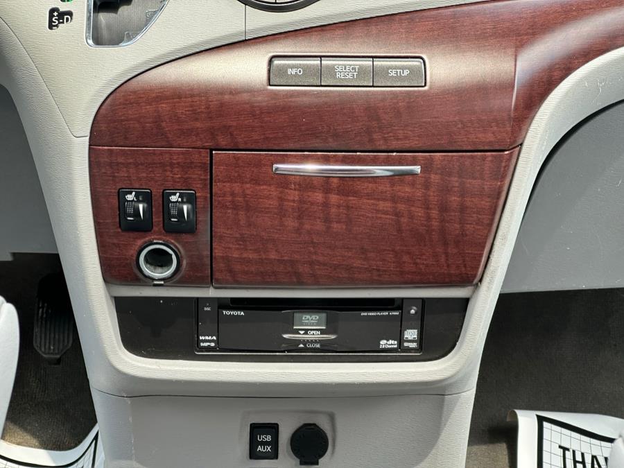 2014 Toyota Sienna 5dr 8-Pass Van V6 XLE FWD (Natl), available for sale in Irvington , New Jersey | Auto Haus of Irvington Corp. Irvington , New Jersey 2014 Toyota Sienna 5dr 8-Pass Van V6 XLE FWD (Natl), available for sale in Irvington , New Jersey | Auto Haus of Irvington Corp. Irvington , New Jersey