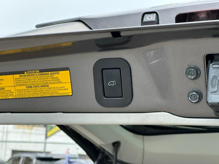 2014 Toyota Sienna 5dr 8-Pass Van V6 XLE FWD (Natl), available for sale in Irvington , New Jersey | Auto Haus of Irvington Corp. Irvington , New Jersey 2014 Toyota Sienna 5dr 8-Pass Van V6 XLE FWD (Natl), available for sale in Irvington , New Jersey | Auto Haus of Irvington Corp. Irvington , New Jersey