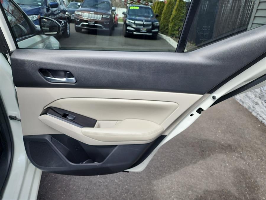 2021 Nissan Altima 2.5 SV AWD Sedan, available for sale in Islip, New York | L.I. Auto Gallery. Islip, New York 2021 Nissan Altima 2.5 SV AWD Sedan, available for sale in Islip, New York | L.I. Auto Gallery. Islip, New York