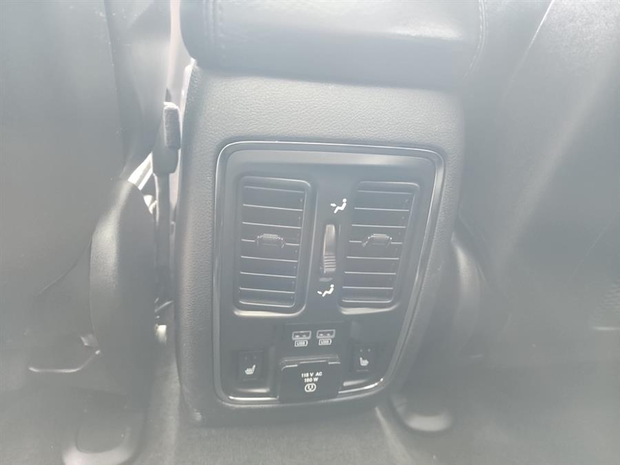 2014 Jeep Grand Cherokee 4WD 4dr Summit, available for sale in Islip, New York | L.I. Auto Gallery. Islip, New York 2014 Jeep Grand Cherokee 4WD 4dr Summit, available for sale in Islip, New York | L.I. Auto Gallery. Islip, New York