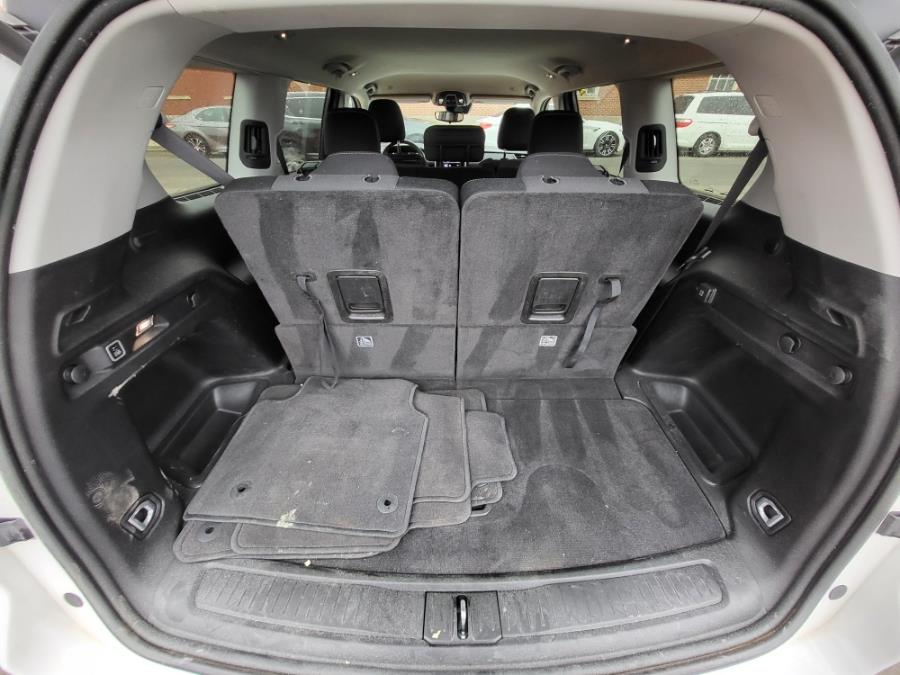 2022 Jeep Grand Cherokee L Altitude 4x4, available for sale in Plainfield, New Jersey | Best Cars R Us LLC. Plainfield, New Jersey 2022 Jeep Grand Cherokee L Altitude 4x4, available for sale in Plainfield, New Jersey | Best Cars R Us LLC. Plainfield, New Jersey