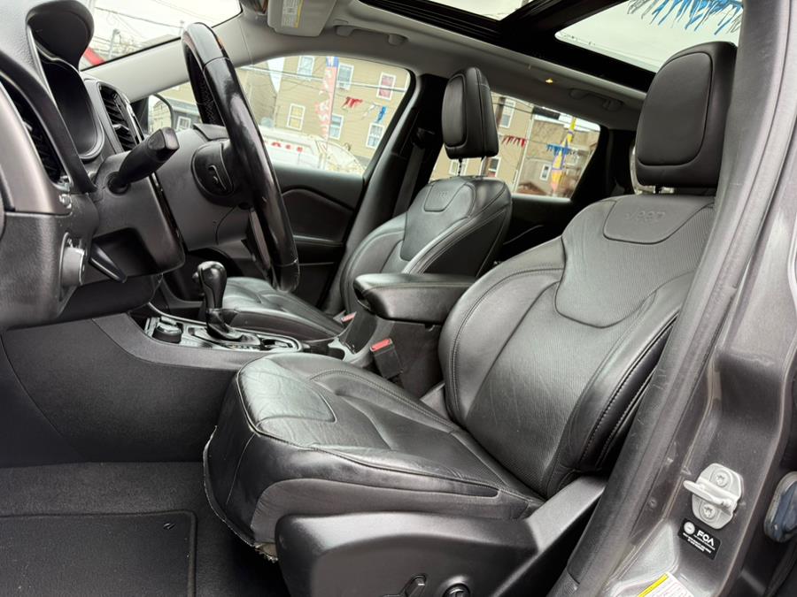 2021 Jeep Cherokee Limited 4x4, available for sale in Paterson, New Jersey | Champion of Paterson. Paterson, New Jersey 2021 Jeep Cherokee Limited 4x4, available for sale in Paterson, New Jersey | Champion of Paterson. Paterson, New Jersey