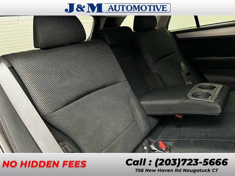 2017 Subaru Outback Premium, available for sale in Naugatuck, Connecticut | J&M Automotive Sls&Svc LLC. Naugatuck, Connecticut 2017 Subaru Outback Premium, available for sale in Naugatuck, Connecticut | J&M Automotive Sls&Svc LLC. Naugatuck, Connecticut