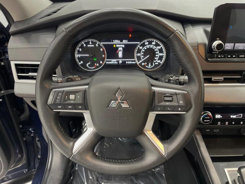 2023 Mitsubishi Outlander SE Special Edition AWC, available for sale in Maple Shade, New Jersey | Car Revolution. Maple Shade, New Jersey 2023 Mitsubishi Outlander SE Special Edition AWC, available for sale in Maple Shade, New Jersey | Car Revolution. Maple Shade, New Jersey