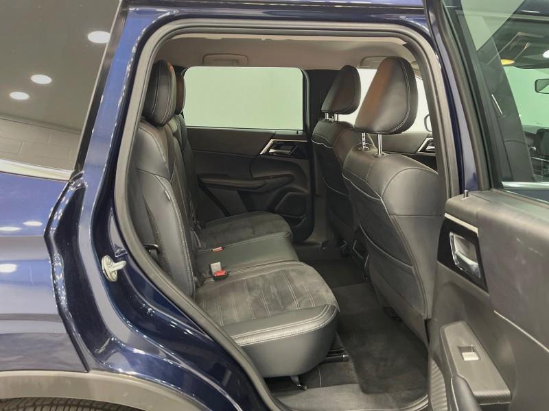 2023 Mitsubishi Outlander SE Special Edition AWC, available for sale in Maple Shade, New Jersey | Car Revolution. Maple Shade, New Jersey 2023 Mitsubishi Outlander SE Special Edition AWC, available for sale in Maple Shade, New Jersey | Car Revolution. Maple Shade, New Jersey