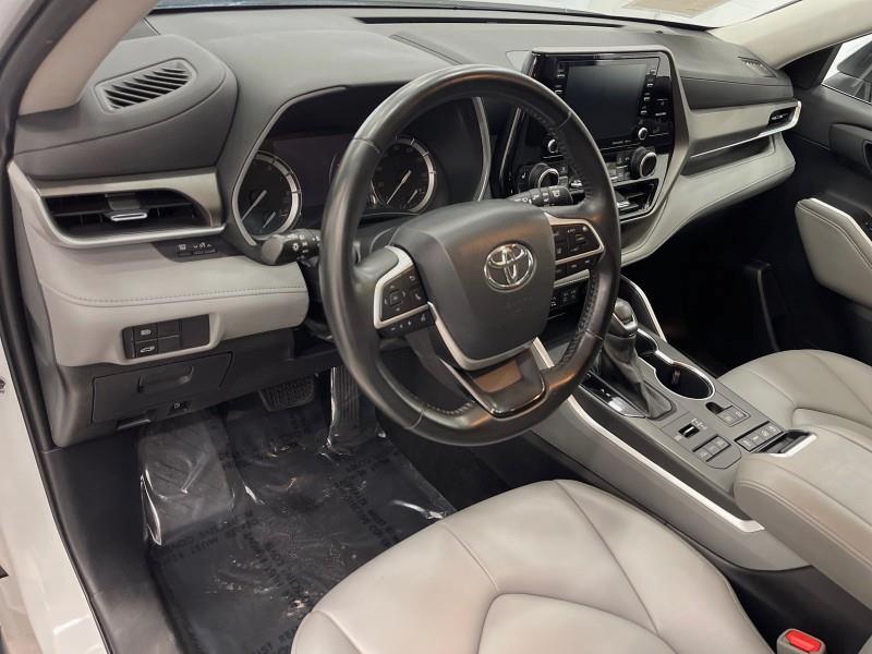 2022 Toyota Highlander XLE AWD, available for sale in Maple Shade, New Jersey | Car Revolution. Maple Shade, New Jersey 2022 Toyota Highlander XLE AWD, available for sale in Maple Shade, New Jersey | Car Revolution. Maple Shade, New Jersey