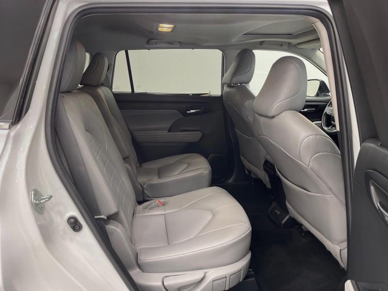 2022 Toyota Highlander XLE AWD, available for sale in Maple Shade, New Jersey | Car Revolution. Maple Shade, New Jersey 2022 Toyota Highlander XLE AWD, available for sale in Maple Shade, New Jersey | Car Revolution. Maple Shade, New Jersey