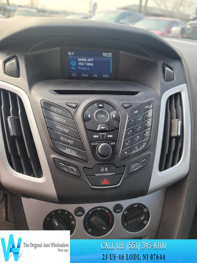 2014 Ford Focus 4dr Sdn SE, available for sale in Lodi, New Jersey | AW Auto & Truck Wholesalers, Inc. Lodi, New Jersey 2014 Ford Focus 4dr Sdn SE, available for sale in Lodi, New Jersey | AW Auto & Truck Wholesalers, Inc. Lodi, New Jersey