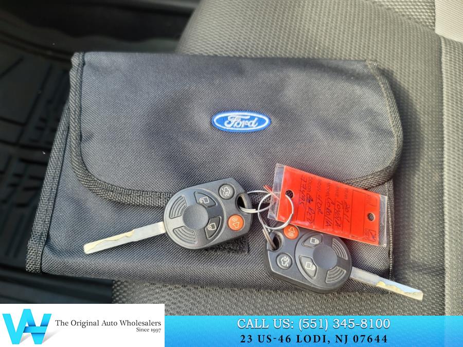 2014 Ford Focus 4dr Sdn SE, available for sale in Lodi, New Jersey | AW Auto & Truck Wholesalers, Inc. Lodi, New Jersey 2014 Ford Focus 4dr Sdn SE, available for sale in Lodi, New Jersey | AW Auto & Truck Wholesalers, Inc. Lodi, New Jersey