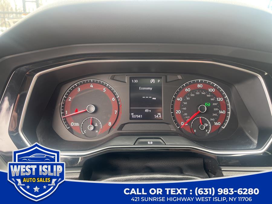 2019 Volkswagen Jetta R-Line Auto w/SULEV, available for sale in West Islip, New York | West Islip Auto Sales. West Islip, New York 2019 Volkswagen Jetta R-Line Auto w/SULEV, available for sale in West Islip, New York | West Islip Auto Sales. West Islip, New York