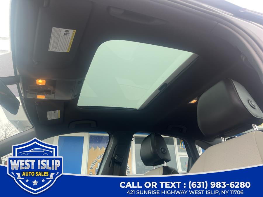2019 Volkswagen Jetta R-Line Auto w/SULEV, available for sale in West Islip, New York | West Islip Auto Sales. West Islip, New York 2019 Volkswagen Jetta R-Line Auto w/SULEV, available for sale in West Islip, New York | West Islip Auto Sales. West Islip, New York