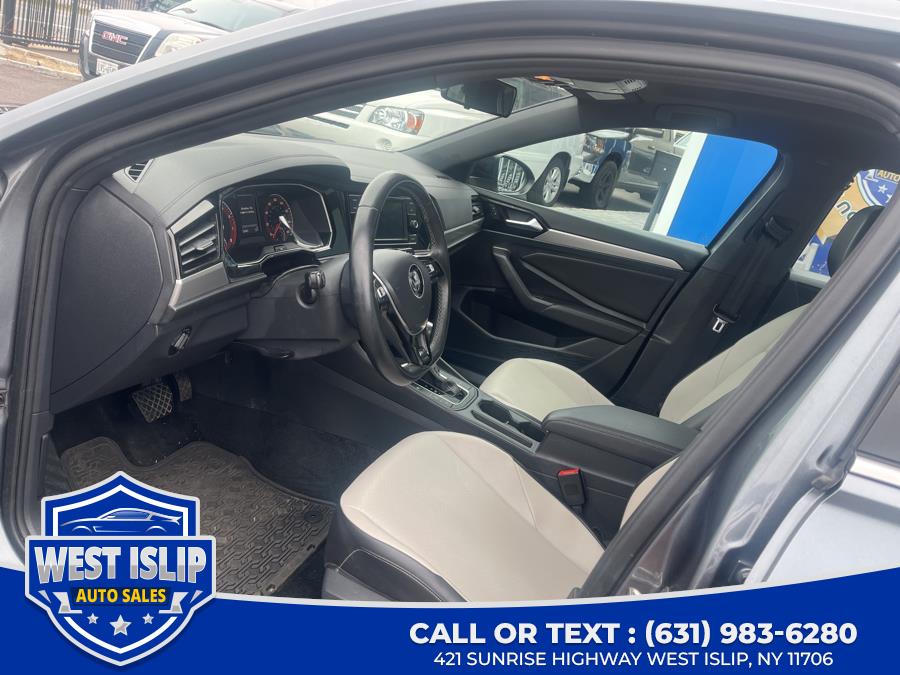 2019 Volkswagen Jetta R-Line Auto w/SULEV, available for sale in West Islip, New York | West Islip Auto Sales. West Islip, New York 2019 Volkswagen Jetta R-Line Auto w/SULEV, available for sale in West Islip, New York | West Islip Auto Sales. West Islip, New York