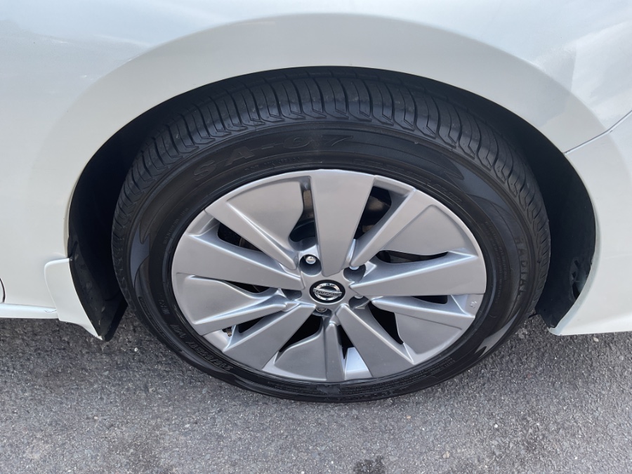 2019 Nissan Altima 2.5 SV Sedan, available for sale in Waterbury, Connecticut | Jim Juliani Motors. Waterbury, Connecticut 2019 Nissan Altima 2.5 SV Sedan, available for sale in Waterbury, Connecticut | Jim Juliani Motors. Waterbury, Connecticut