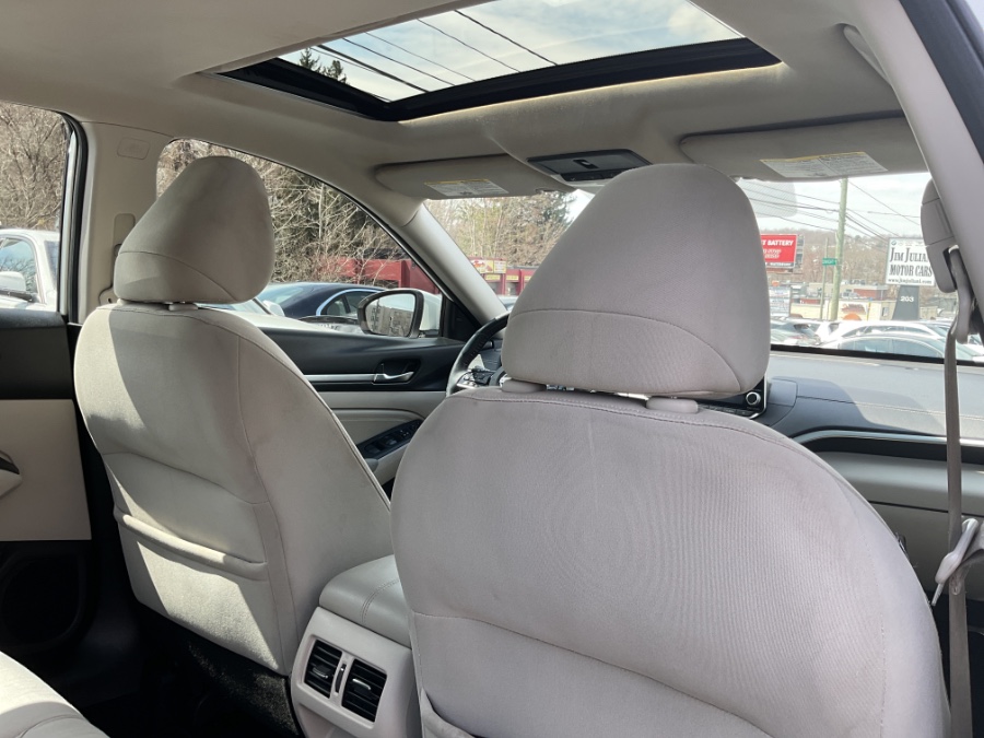 2019 Nissan Altima 2.5 SV Sedan, available for sale in Waterbury, Connecticut | Jim Juliani Motors. Waterbury, Connecticut 2019 Nissan Altima 2.5 SV Sedan, available for sale in Waterbury, Connecticut | Jim Juliani Motors. Waterbury, Connecticut
