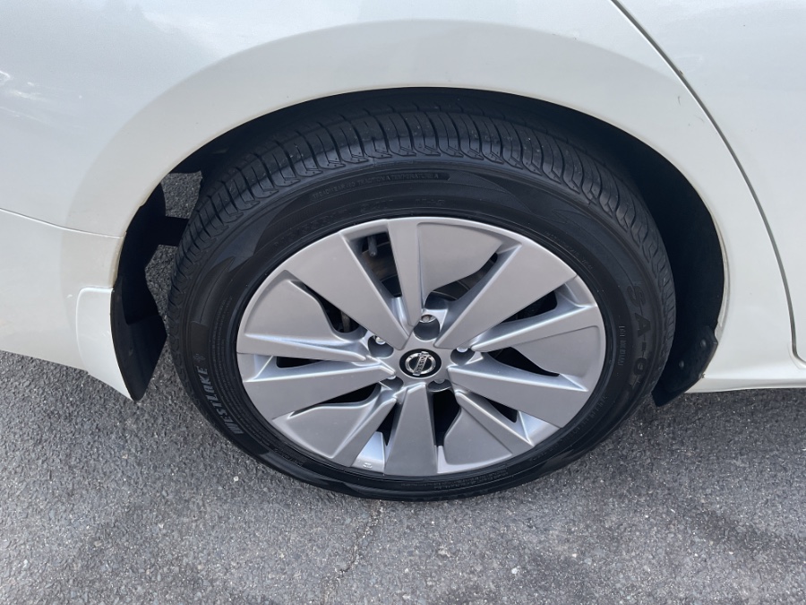 2019 Nissan Altima 2.5 SV Sedan, available for sale in Waterbury, Connecticut | Jim Juliani Motors. Waterbury, Connecticut 2019 Nissan Altima 2.5 SV Sedan, available for sale in Waterbury, Connecticut | Jim Juliani Motors. Waterbury, Connecticut