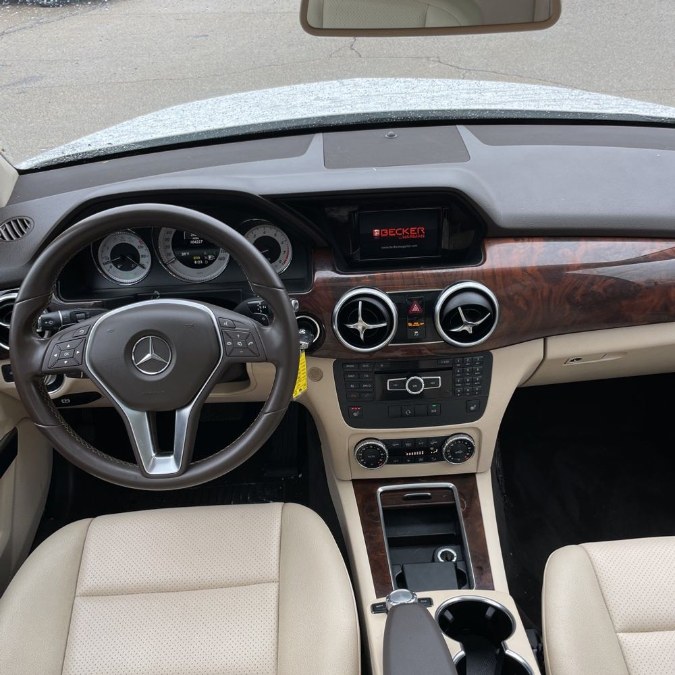 2014 Mercedes-Benz GLK-Class 4MATIC 4dr GLK 350, available for sale in Manchester, New Hampshire | Second Street Auto Sales Inc. Manchester, New Hampshire 2014 Mercedes-Benz GLK-Class 4MATIC 4dr GLK 350, available for sale in Manchester, New Hampshire | Second Street Auto Sales Inc. Manchester, New Hampshire