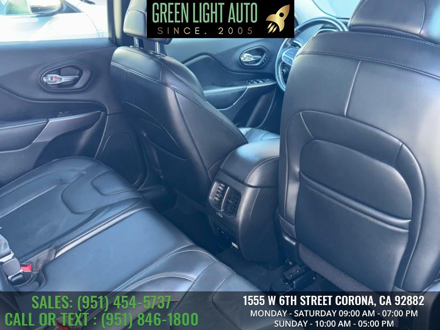 2020 Jeep Cherokee Limited FWD, available for sale in Corona, California | Green Light Auto. Corona, California 2020 Jeep Cherokee Limited FWD, available for sale in Corona, California | Green Light Auto. Corona, California