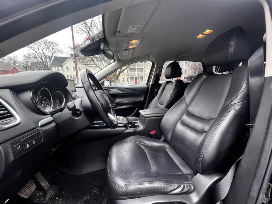 2018 Mazda CX-9 Touring AWD, available for sale in Worcester, Massachusetts | Sophia's Auto Sales Inc. Worcester, Massachusetts 2018 Mazda CX-9 Touring AWD, available for sale in Worcester, Massachusetts | Sophia's Auto Sales Inc. Worcester, Massachusetts