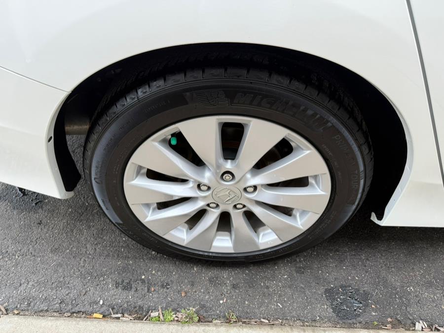 2014 Honda Accord Sedan 4dr I4 CVT EX-L, available for sale in East Windsor, Connecticut | Century Auto And Truck. East Windsor, Connecticut 2014 Honda Accord Sedan 4dr I4 CVT EX-L, available for sale in East Windsor, Connecticut | Century Auto And Truck. East Windsor, Connecticut