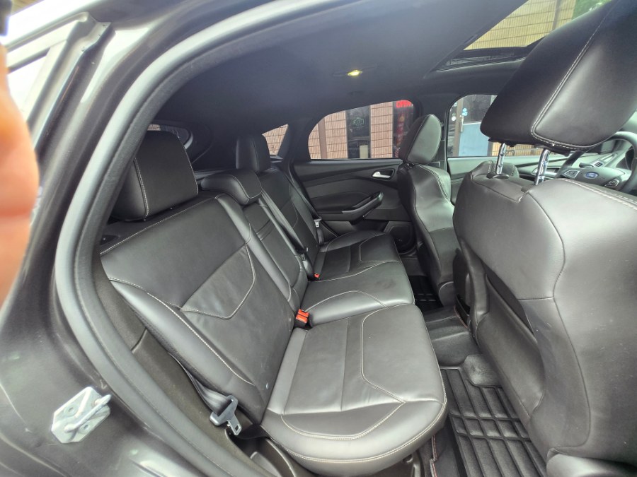 2016 Ford Focus 5dr HB ST, available for sale in Bristol, Connecticut | Dealmax Motors LLC. Bristol, Connecticut 2016 Ford Focus 5dr HB ST, available for sale in Bristol, Connecticut | Dealmax Motors LLC. Bristol, Connecticut