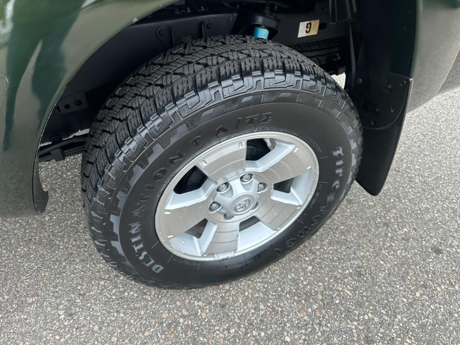 2012 Toyota Tacoma 4WD Double Cab V6 AT (Natl), available for sale in South Windsor, Connecticut | Mike And Tony Auto Sales, Inc. South Windsor, Connecticut 2012 Toyota Tacoma 4WD Double Cab V6 AT (Natl), available for sale in South Windsor, Connecticut | Mike And Tony Auto Sales, Inc. South Windsor, Connecticut
