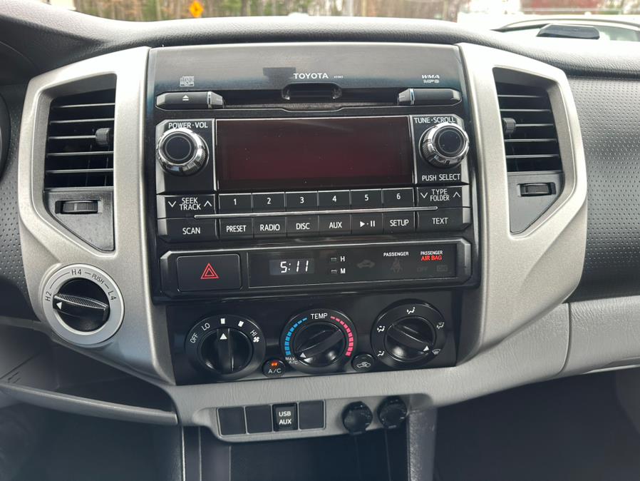 2012 Toyota Tacoma 4WD Double Cab V6 AT (Natl), available for sale in South Windsor, Connecticut | Mike And Tony Auto Sales, Inc. South Windsor, Connecticut 2012 Toyota Tacoma 4WD Double Cab V6 AT (Natl), available for sale in South Windsor, Connecticut | Mike And Tony Auto Sales, Inc. South Windsor, Connecticut