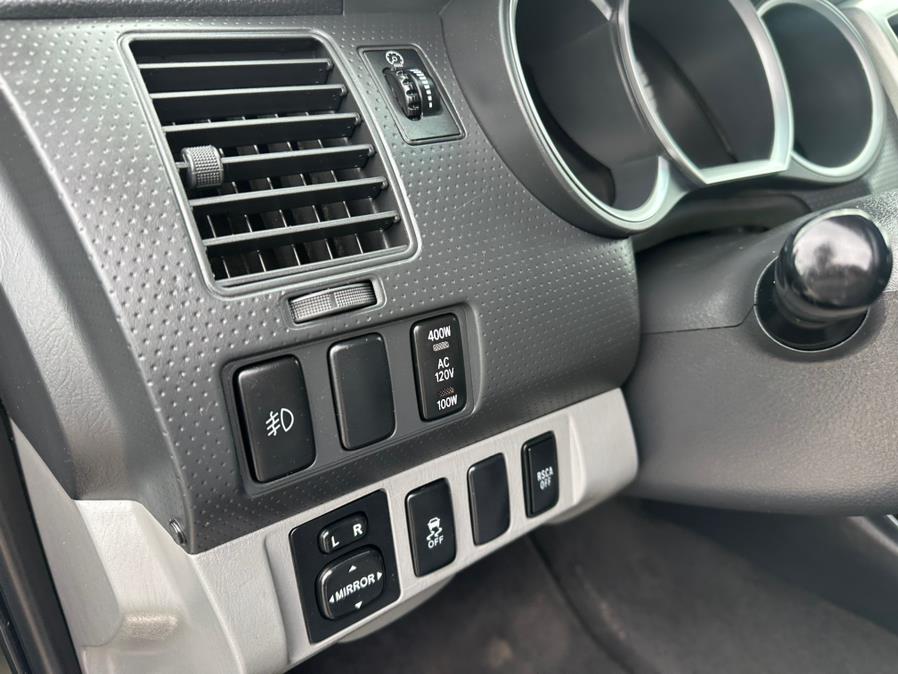 2012 Toyota Tacoma 4WD Double Cab V6 AT (Natl), available for sale in South Windsor, Connecticut | Mike And Tony Auto Sales, Inc. South Windsor, Connecticut 2012 Toyota Tacoma 4WD Double Cab V6 AT (Natl), available for sale in South Windsor, Connecticut | Mike And Tony Auto Sales, Inc. South Windsor, Connecticut