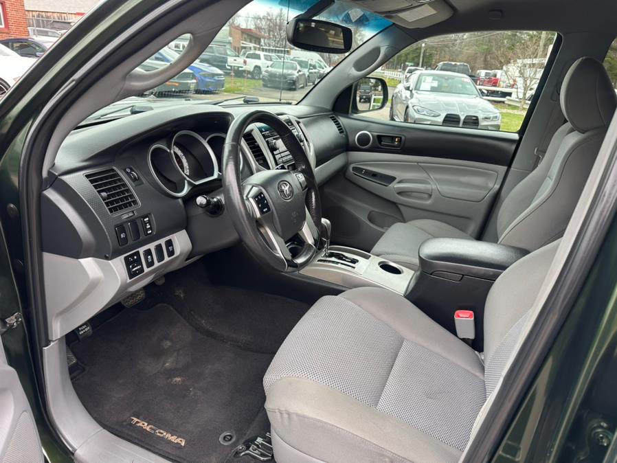 2012 Toyota Tacoma 4WD Double Cab V6 AT (Natl), available for sale in South Windsor, Connecticut | Mike And Tony Auto Sales, Inc. South Windsor, Connecticut 2012 Toyota Tacoma 4WD Double Cab V6 AT (Natl), available for sale in South Windsor, Connecticut | Mike And Tony Auto Sales, Inc. South Windsor, Connecticut