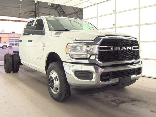 Used 2022 Ram 3500 Chassis Cab in Brooklyn, New York | Brooklyn Auto Mall LLC. Brooklyn, New York