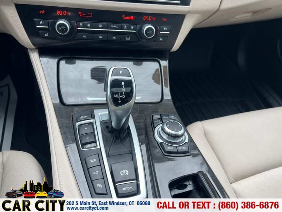 2013 BMW 5 Series 4dr Sdn 535i xDrive AWD, available for sale in East Windsor, Connecticut | Car City LLC. East Windsor, Connecticut 2013 BMW 5 Series 4dr Sdn 535i xDrive AWD, available for sale in East Windsor, Connecticut | Car City LLC. East Windsor, Connecticut