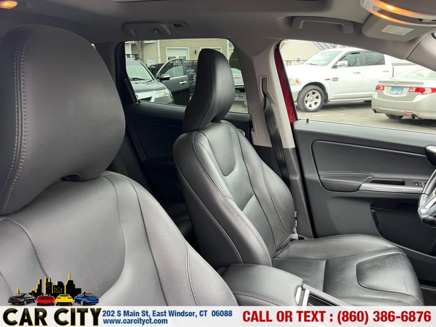 2016 Volvo XC60 AWD 4dr T5 Premier, available for sale in East Windsor, Connecticut | Car City LLC. East Windsor, Connecticut 2016 Volvo XC60 AWD 4dr T5 Premier, available for sale in East Windsor, Connecticut | Car City LLC. East Windsor, Connecticut