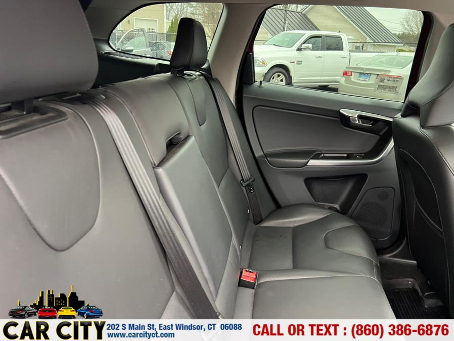 2016 Volvo XC60 AWD 4dr T5 Premier, available for sale in East Windsor, Connecticut | Car City LLC. East Windsor, Connecticut 2016 Volvo XC60 AWD 4dr T5 Premier, available for sale in East Windsor, Connecticut | Car City LLC. East Windsor, Connecticut
