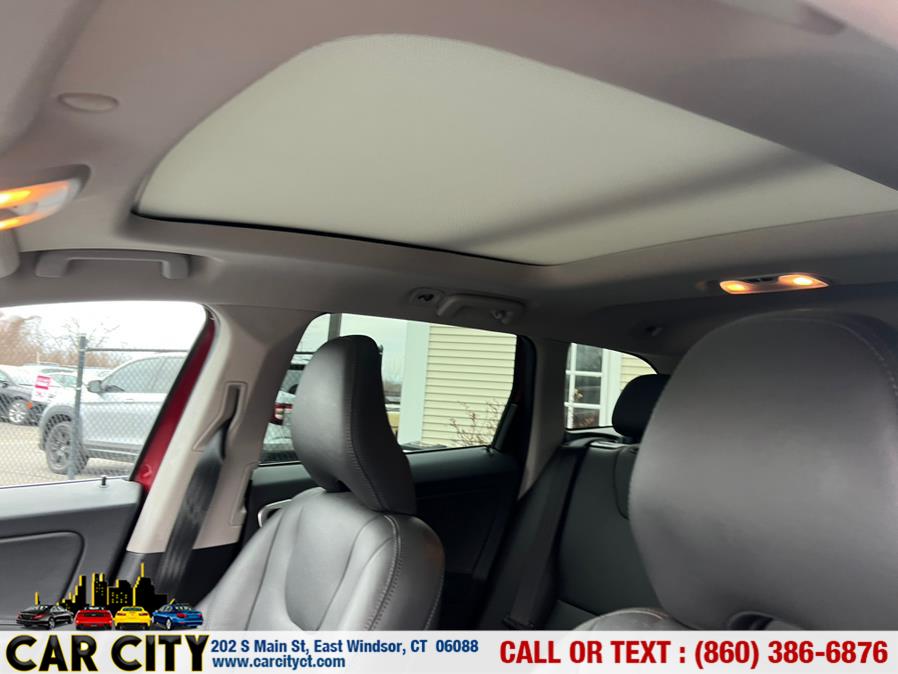 2016 Volvo XC60 AWD 4dr T5 Premier, available for sale in East Windsor, Connecticut | Car City LLC. East Windsor, Connecticut 2016 Volvo XC60 AWD 4dr T5 Premier, available for sale in East Windsor, Connecticut | Car City LLC. East Windsor, Connecticut