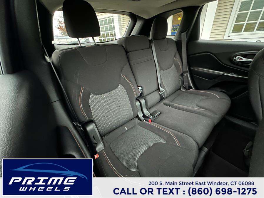 2017 Jeep Cherokee Latitude 4x4, available for sale in East Windsor, Connecticut | Prime Wheels. East Windsor, Connecticut 2017 Jeep Cherokee Latitude 4x4, available for sale in East Windsor, Connecticut | Prime Wheels. East Windsor, Connecticut