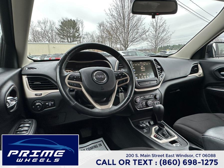 2017 Jeep Cherokee Latitude 4x4, available for sale in East Windsor, Connecticut | Prime Wheels. East Windsor, Connecticut 2017 Jeep Cherokee Latitude 4x4, available for sale in East Windsor, Connecticut | Prime Wheels. East Windsor, Connecticut