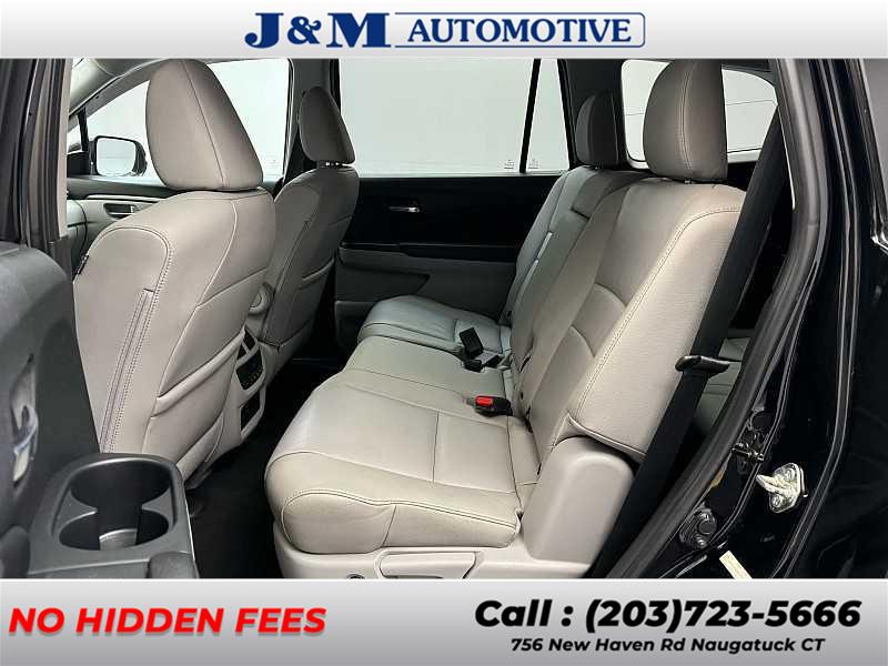 2016 Honda Pilot EX-L, available for sale in Naugatuck, Connecticut | J&M Automotive Sls&Svc LLC. Naugatuck, Connecticut 2016 Honda Pilot EX-L, available for sale in Naugatuck, Connecticut | J&M Automotive Sls&Svc LLC. Naugatuck, Connecticut