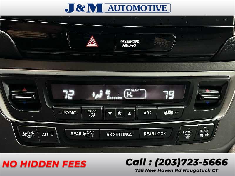 2016 Honda Pilot EX-L, available for sale in Naugatuck, Connecticut | J&M Automotive Sls&Svc LLC. Naugatuck, Connecticut 2016 Honda Pilot EX-L, available for sale in Naugatuck, Connecticut | J&M Automotive Sls&Svc LLC. Naugatuck, Connecticut