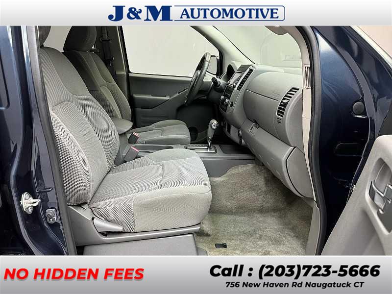 2017 Nissan Frontier SV V6, available for sale in Naugatuck, Connecticut | J&M Automotive Sls&Svc LLC. Naugatuck, Connecticut 2017 Nissan Frontier SV V6, available for sale in Naugatuck, Connecticut | J&M Automotive Sls&Svc LLC. Naugatuck, Connecticut