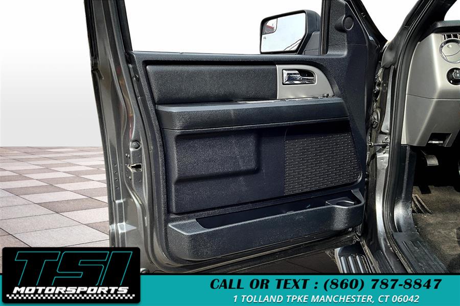 2016 Ford Expedition 4WD 4dr XLT, available for sale in Manchester, Connecticut | TSI Motorsports. Manchester, Connecticut 2016 Ford Expedition 4WD 4dr XLT, available for sale in Manchester, Connecticut | TSI Motorsports. Manchester, Connecticut