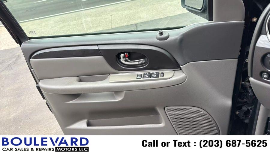 2004 GMC Envoy SLT Sport Utility 4D, available for sale in New Haven, Connecticut | Boulevard Motors LLC. New Haven, Connecticut 2004 GMC Envoy SLT Sport Utility 4D, available for sale in New Haven, Connecticut | Boulevard Motors LLC. New Haven, Connecticut