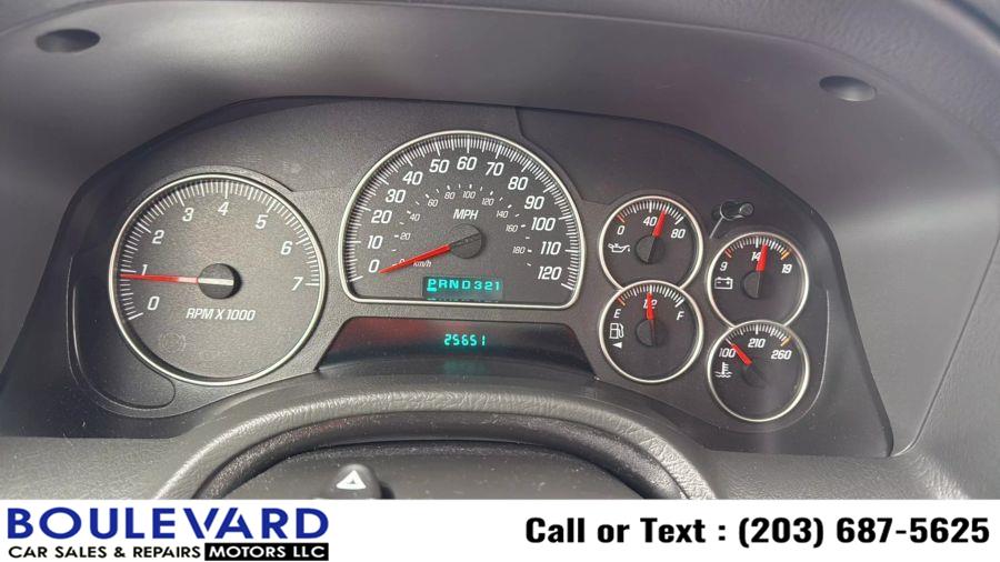 2004 GMC Envoy SLT Sport Utility 4D, available for sale in New Haven, Connecticut | Boulevard Motors LLC. New Haven, Connecticut 2004 GMC Envoy SLT Sport Utility 4D, available for sale in New Haven, Connecticut | Boulevard Motors LLC. New Haven, Connecticut