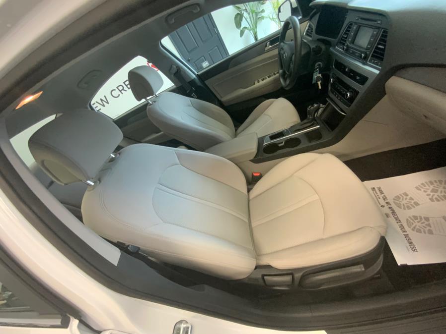 2015 Hyundai Sonata 4dr Sdn 2.4L SE PZEV, available for sale in Hartford, Connecticut | Franklin Motors Auto Sales LLC. Hartford, Connecticut 2015 Hyundai Sonata 4dr Sdn 2.4L SE PZEV, available for sale in Hartford, Connecticut | Franklin Motors Auto Sales LLC. Hartford, Connecticut