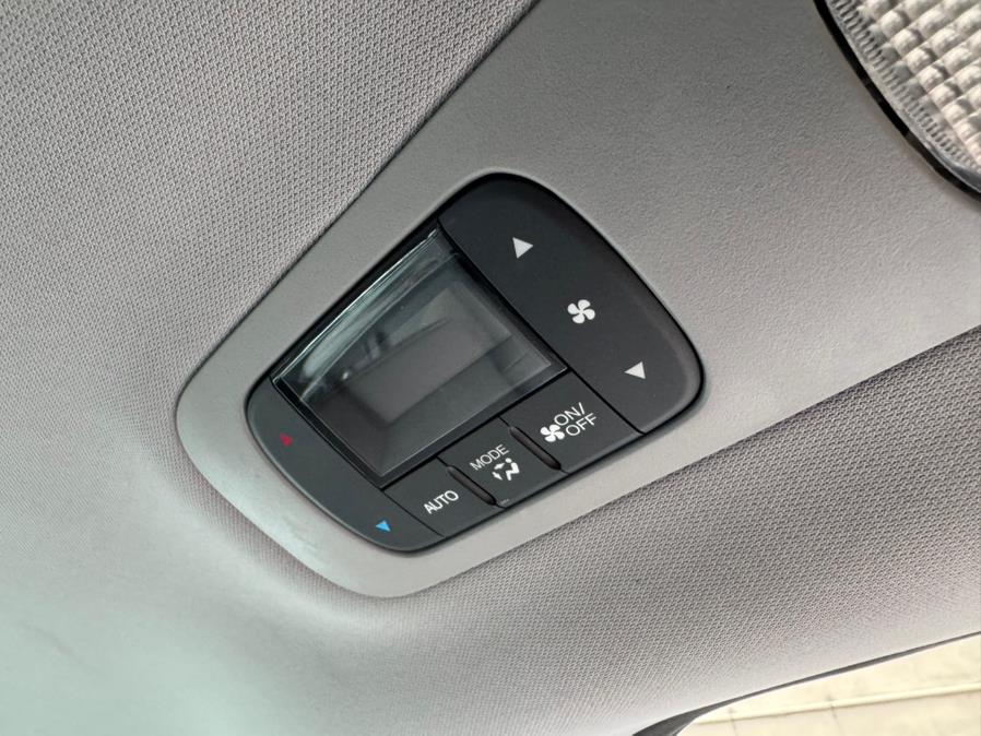2018 Honda Odyssey Elite Auto, available for sale in West Springfield, Massachusetts | Union Street Auto Sales. West Springfield, Massachusetts 2018 Honda Odyssey Elite Auto, available for sale in West Springfield, Massachusetts | Union Street Auto Sales. West Springfield, Massachusetts