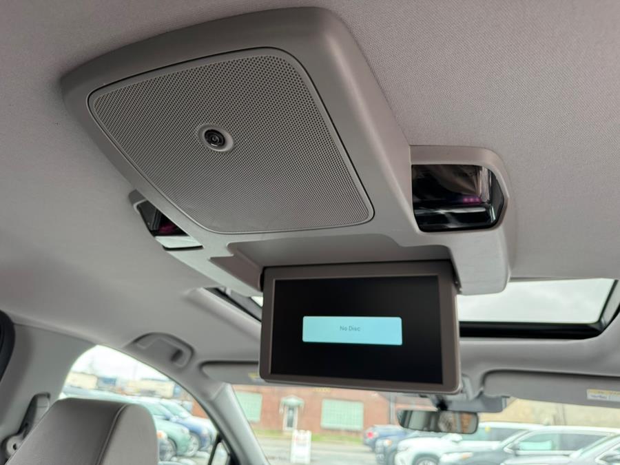 2018 Honda Odyssey Elite Auto, available for sale in West Springfield, Massachusetts | Union Street Auto Sales. West Springfield, Massachusetts 2018 Honda Odyssey Elite Auto, available for sale in West Springfield, Massachusetts | Union Street Auto Sales. West Springfield, Massachusetts