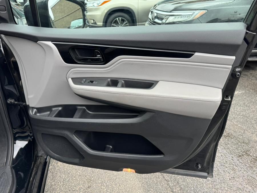 2018 Honda Odyssey Elite Auto, available for sale in West Springfield, Massachusetts | Union Street Auto Sales. West Springfield, Massachusetts 2018 Honda Odyssey Elite Auto, available for sale in West Springfield, Massachusetts | Union Street Auto Sales. West Springfield, Massachusetts