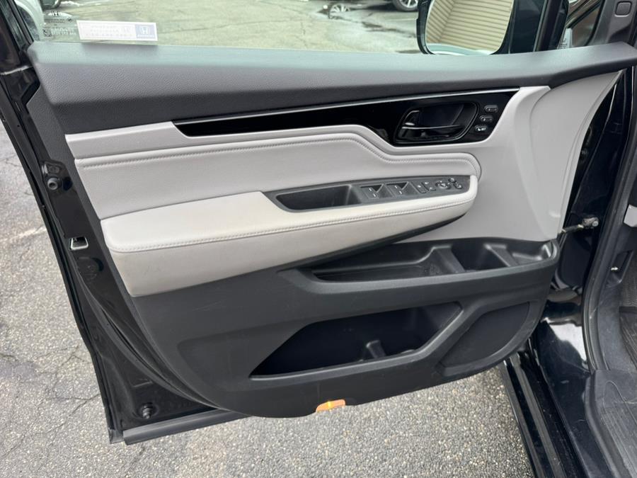 2018 Honda Odyssey Elite Auto, available for sale in West Springfield, Massachusetts | Union Street Auto Sales. West Springfield, Massachusetts 2018 Honda Odyssey Elite Auto, available for sale in West Springfield, Massachusetts | Union Street Auto Sales. West Springfield, Massachusetts